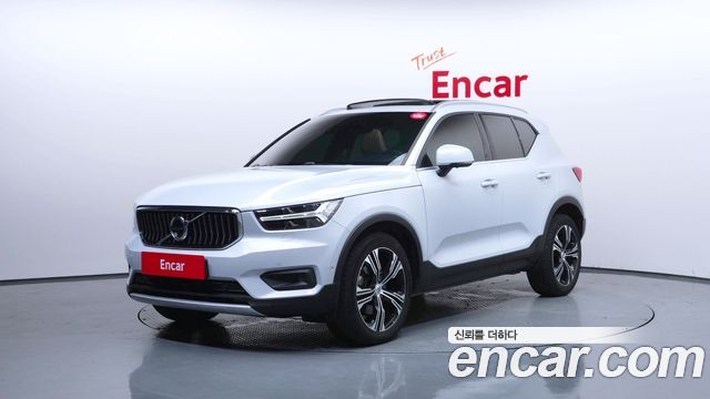Volvo XC40 T4 Inscription — пробег 89 143 км — фото 1 из 5