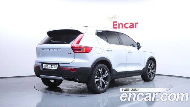 Volvo XC40 T4 Inscription — пробег 89 143 км — фото 2 из 5