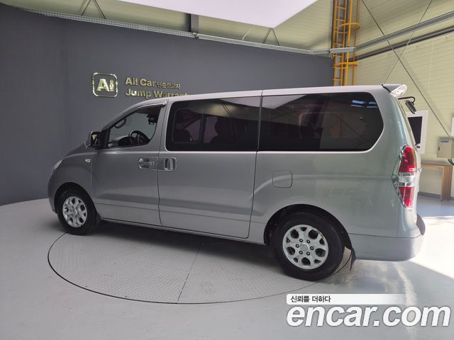 Hyundai Starex 11-Seater Wagon CVX Luxury — пробег 167 749 км — фото 5 из 5