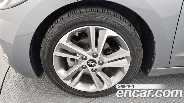 Hyundai AVANTE из Кореи Encar