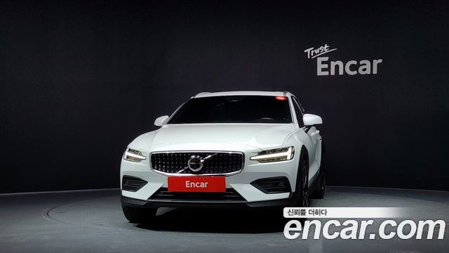 Volvo V60 из Кореи Encar