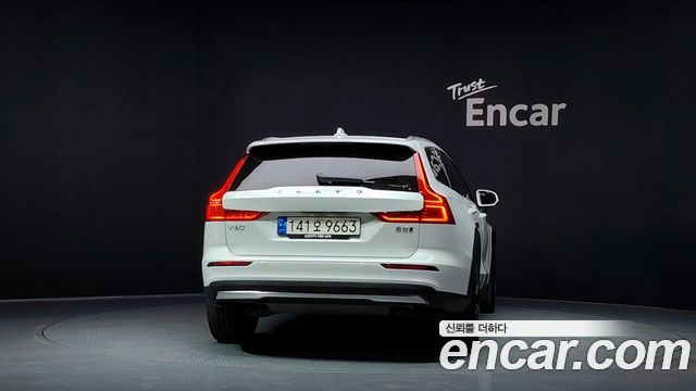 Volvo V60 из Кореи Encar