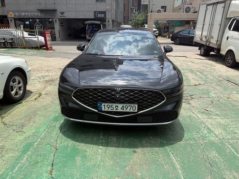 Genesis G90 Gasoline 3.5 Turbo AWD — пробег 18 000 км — фото 1 из 5