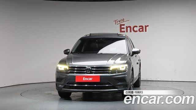 Volkswagen Tiguan 2.0 TDI Prestige — пробег 52 717 км — фото 3 из 5