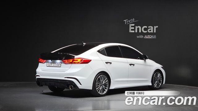Hyundai AVANTE из Кореи Encar