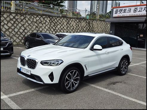 BMW X4 xDrive20i xLine — пробег 22 000 км — фото 1 из 5