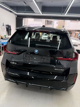 BMW iX1 xDrive 30 M Sport — пробег 5 000 км — фото 4 из 5