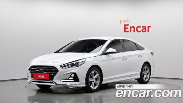 Hyundai Sonata 2.0 Modern — пробег 180 784 км — фото 1 из 5