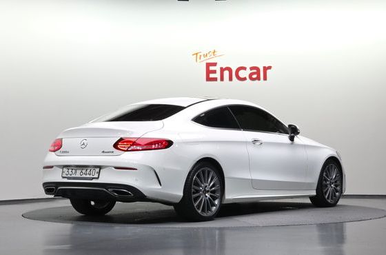Mercedes-Benz C-Class C220 d 4MATIC Coupe — пробег 67 897 км — фото 2 из 5