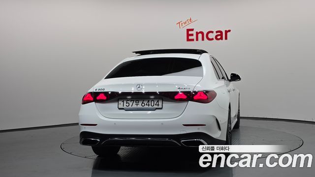 Mercedes-Benz E-Class из Кореи Encar