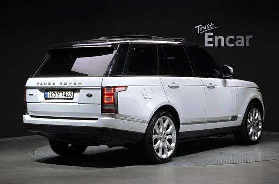 Land Rover Range Rover 4.4 SDV8 AB DIESEL — пробег 143 962 км — фото 2 из 5