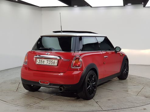 Mini Cooper Standard Second Generation — пробег 135 037 км — фото 2 из 5