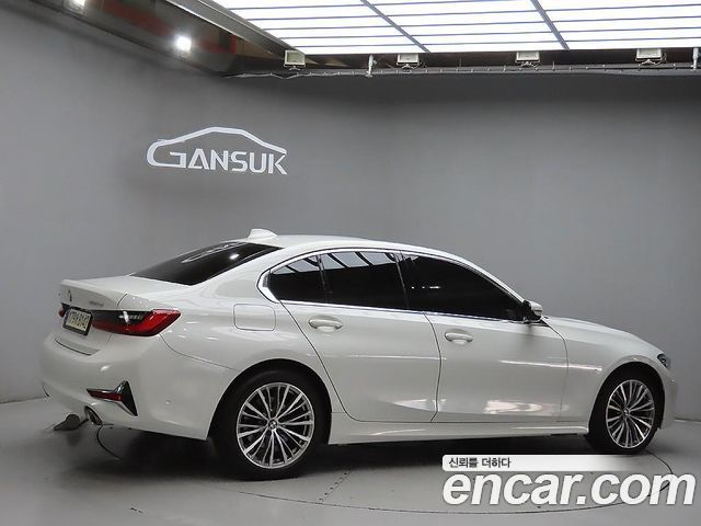 BMW 3-Series из Кореи Encar