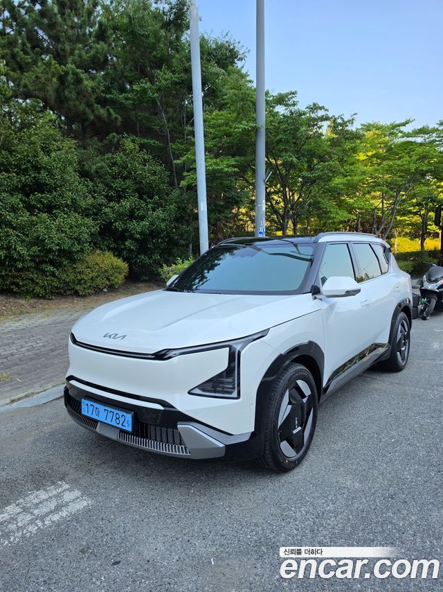 Kia EV5 Long Range 2WD Earth — пробег 1 100 км — фото 1 из 5
