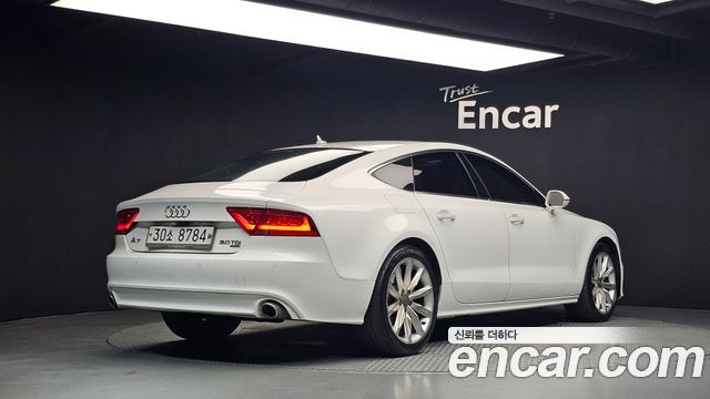 Audi A7 3.0 TDI Quattro Dynamic 4G — пробег 278 726 км — фото 2 из 5