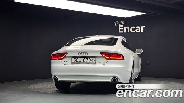 Audi A7 3.0 TDI Quattro Dynamic 4G — пробег 278 726 км — фото 4 из 5