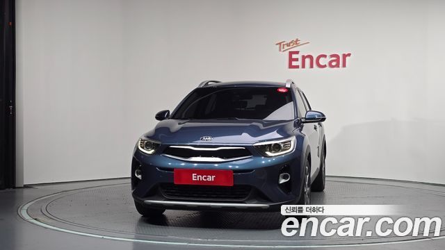Kia Stonic из Кореи Encar