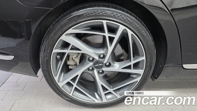 Genesis G90 из Кореи Encar