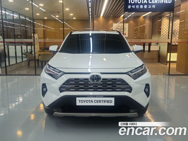 Toyota RAV4 2,5 4WD Hybrid LTD — пробег 6 280 км — фото 3 из 5