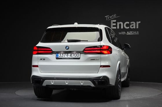 BMW X5 xDrive 40i M Sport — пробег 6 679 км — фото 4 из 5