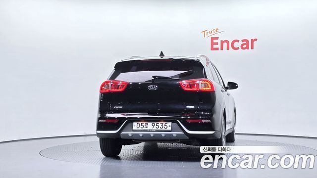 Kia Niro из Кореи Encar