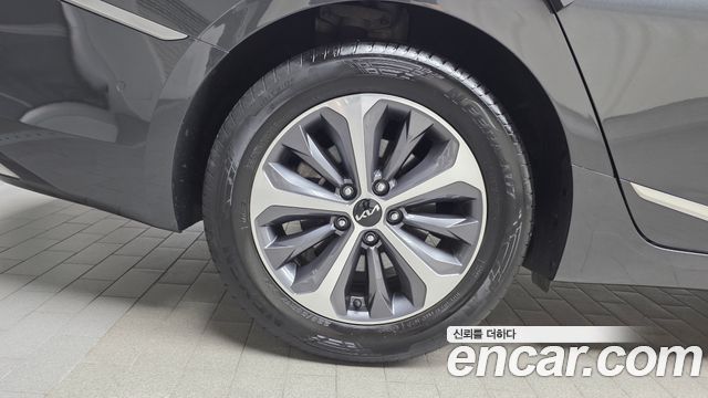Kia K8 из Кореи Encar