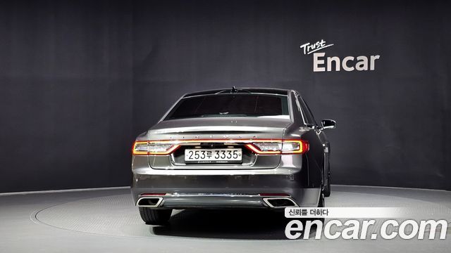 Lincoln Continental 3.0 AWD — пробег 103 109 км — фото 4 из 5