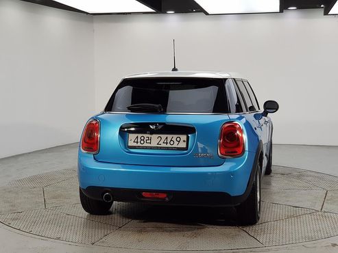 Mini Cooper 5Door Mid 3rd — пробег 119 902 км — фото 3 из 5