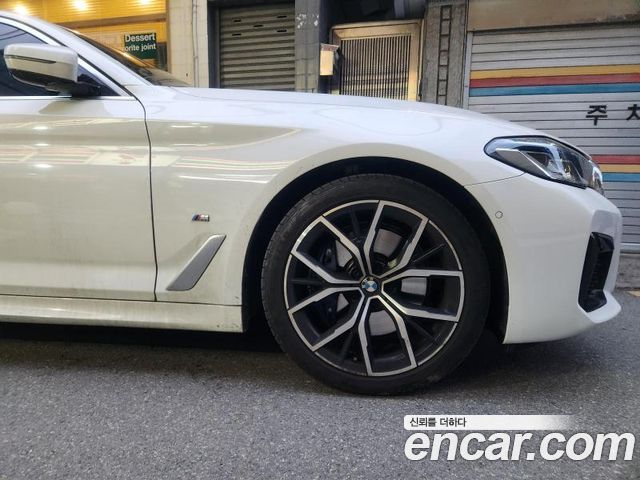 BMW 5-Series 530i M Sport Package — пробег 50 000 км — фото 5 из 5