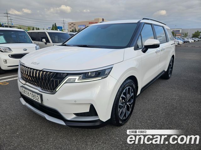 Kia Carnival 9-Seater Prestige — пробег 104 663 км — фото 1 из 5