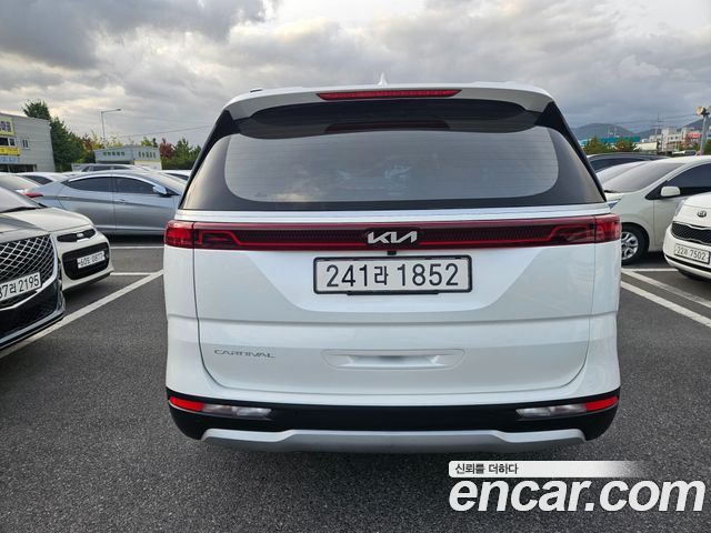 Kia Carnival 9-Seater Prestige — пробег 104 663 км — фото 4 из 5