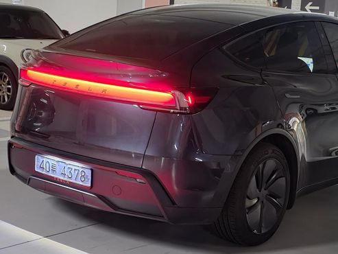 Tesla Model Y RWD — пробег 7 000 км — фото 4 из 5