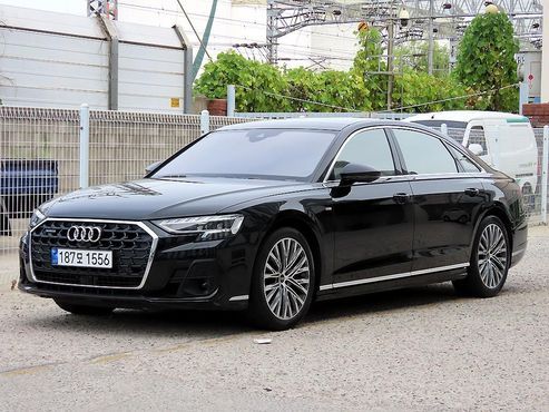 Audi A8 55 TFSI Quattro Premium LWB — пробег 87 517 км — фото 1 из 5
