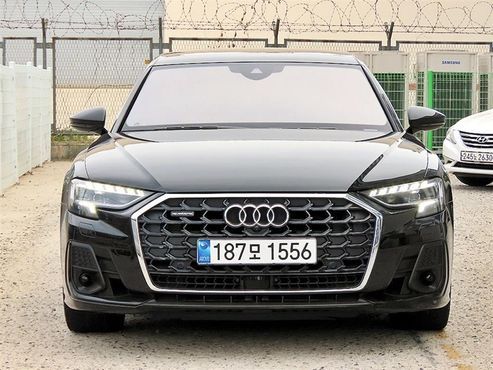 Audi A8 55 TFSI Quattro Premium LWB — пробег 87 517 км — фото 2 из 5