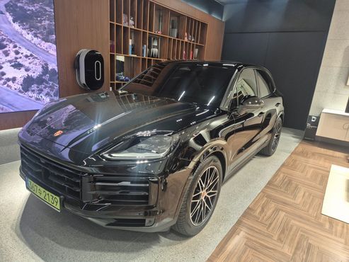 Porsche Cayenne 3.0 — пробег 2 500 км — фото 2 из 5