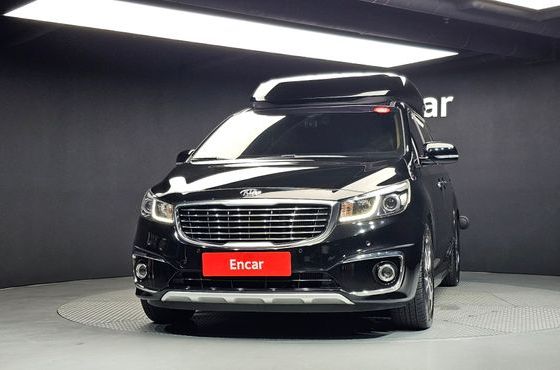 Kia Carnival 9-seater Hi-Limousine Prestige — пробег 150 779 км — фото 3 из 5
