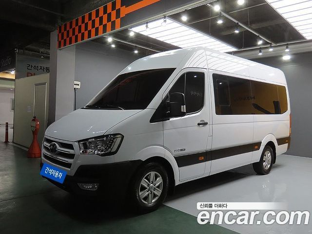 Hyundai Solati 15-seater Luxury — пробег 100 000 км — фото 2 из 5