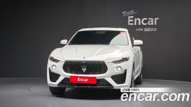 Maserati Levante из Кореи Encar