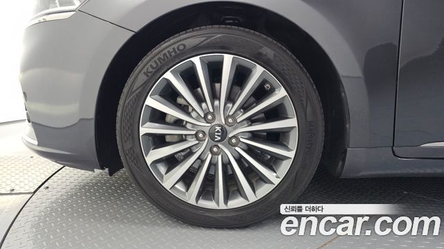 Kia K7 из Кореи Encar