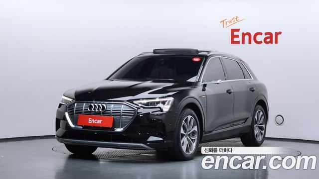 Audi e-tron 55 Quattro — пробег 13 356 км — фото 1 из 5
