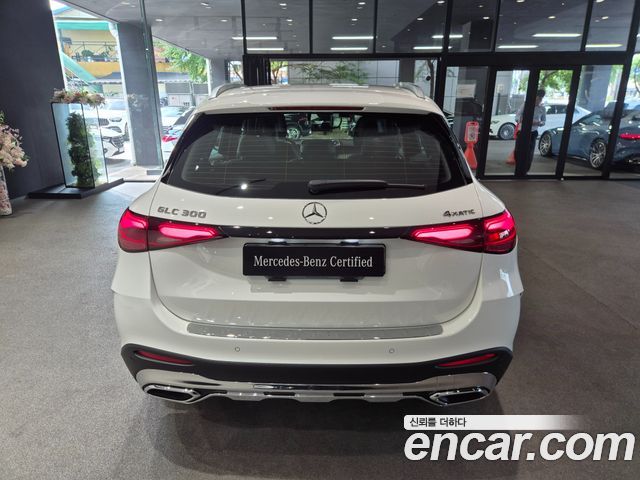 Mercedes-Benz GLC-Class GLC300 4MATIC AMG Line — пробег 1 568 км — фото 4 из 5