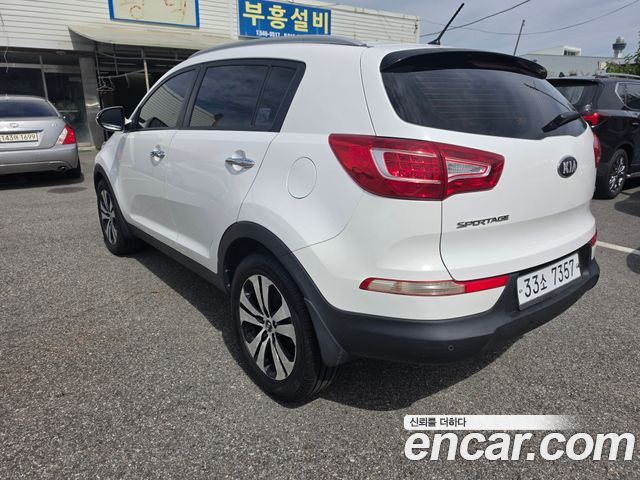 Kia Sportage Diesel 2WD TLX High-Deluxe — пробег 219 285 км — фото 4 из 5