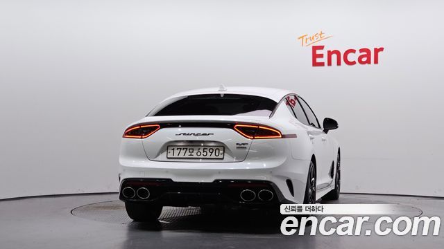 Kia Stinger из Кореи Encar