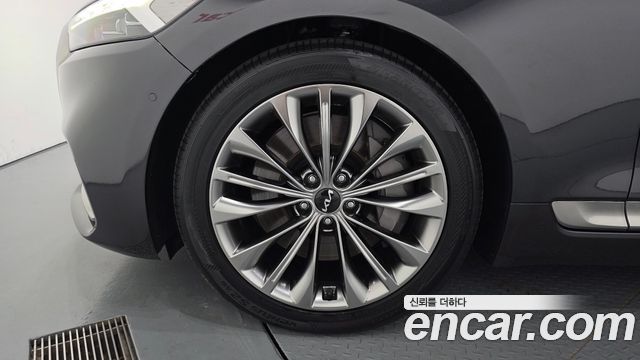 Kia K9 из Кореи Encar