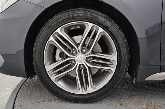 Hyundai Grandeur 2.4 Premium — пробег 112 429 км — фото 5 из 5