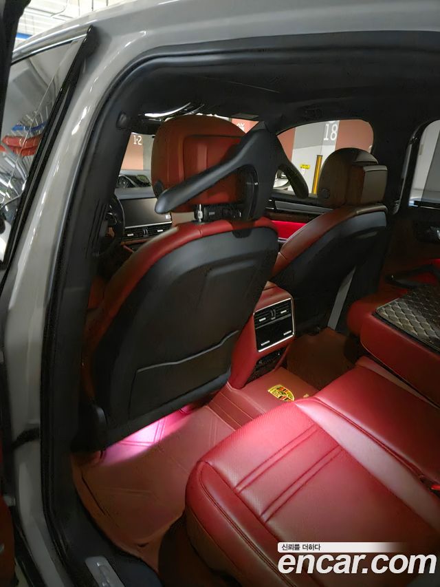 Porsche Cayenne 3.0 PLATINUM EDITION — пробег 72 500 км — фото 2 из 5