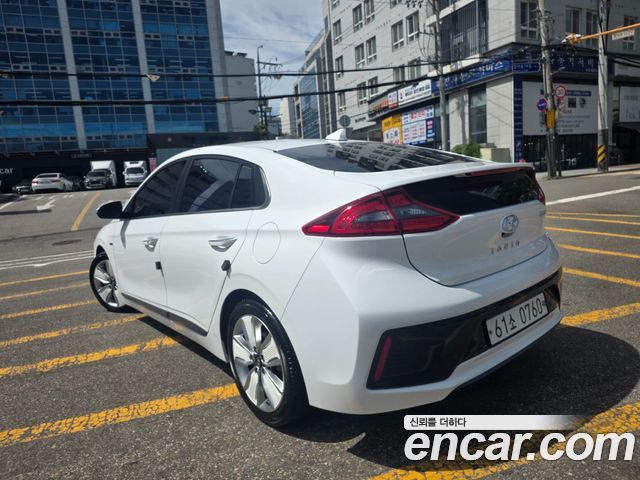 Hyundai Ioniq из Кореи Encar