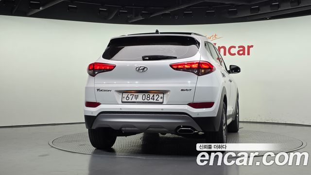 Hyundai Tucson Diesel 1.7 2WD Modern Fever — пробег 138 493 км — фото 4 из 5