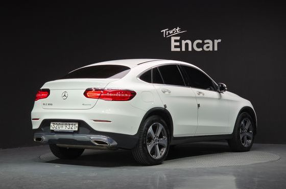 Mercedes-Benz GLC-Class GCL300 4MATIC Coupe — пробег 132 899 км — фото 2 из 5
