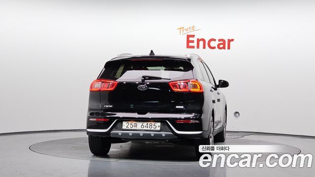Kia Niro из Кореи Encar